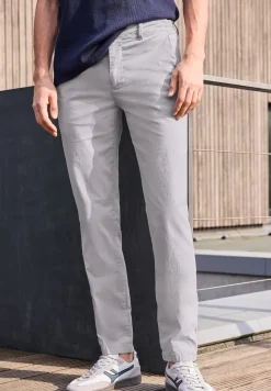 Slim Legs chino's met stretch tailleband