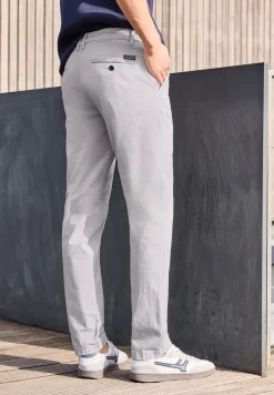 Slim Legs chino's met stretch tailleband