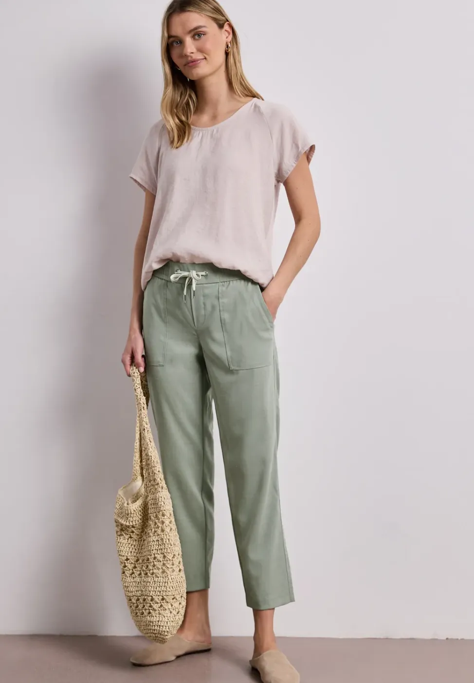 Slim legs in gemêleerde look