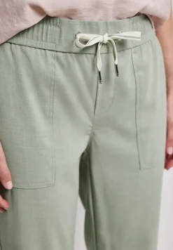 Slim legs in gemêleerde look