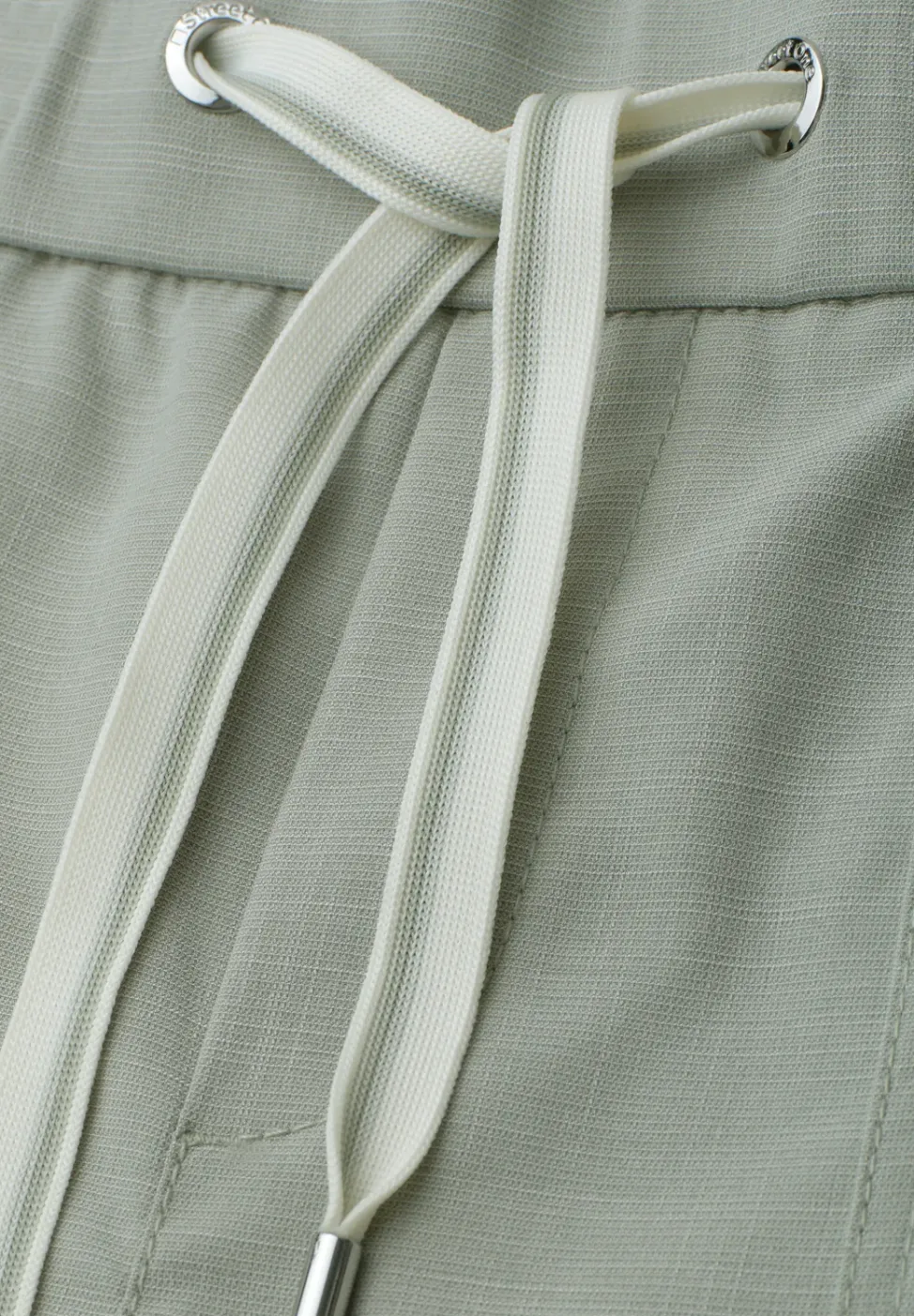 Slim legs in gemêleerde look
