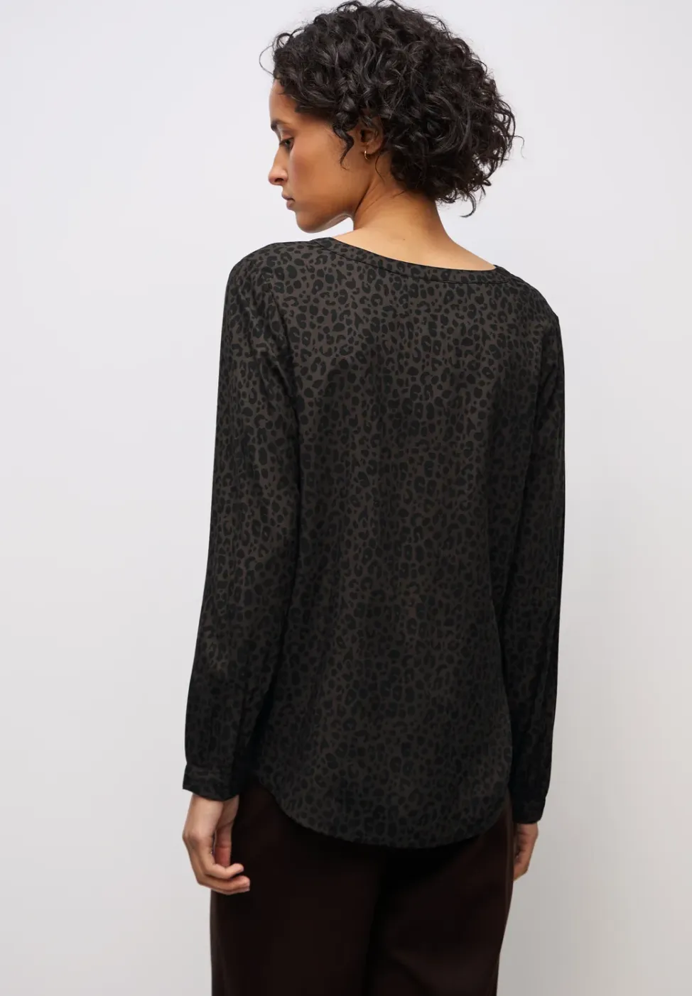 Split hals leo blouse