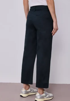 Straight Legs broek met riemdetail