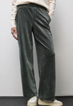 Straight Legs corduroy broek