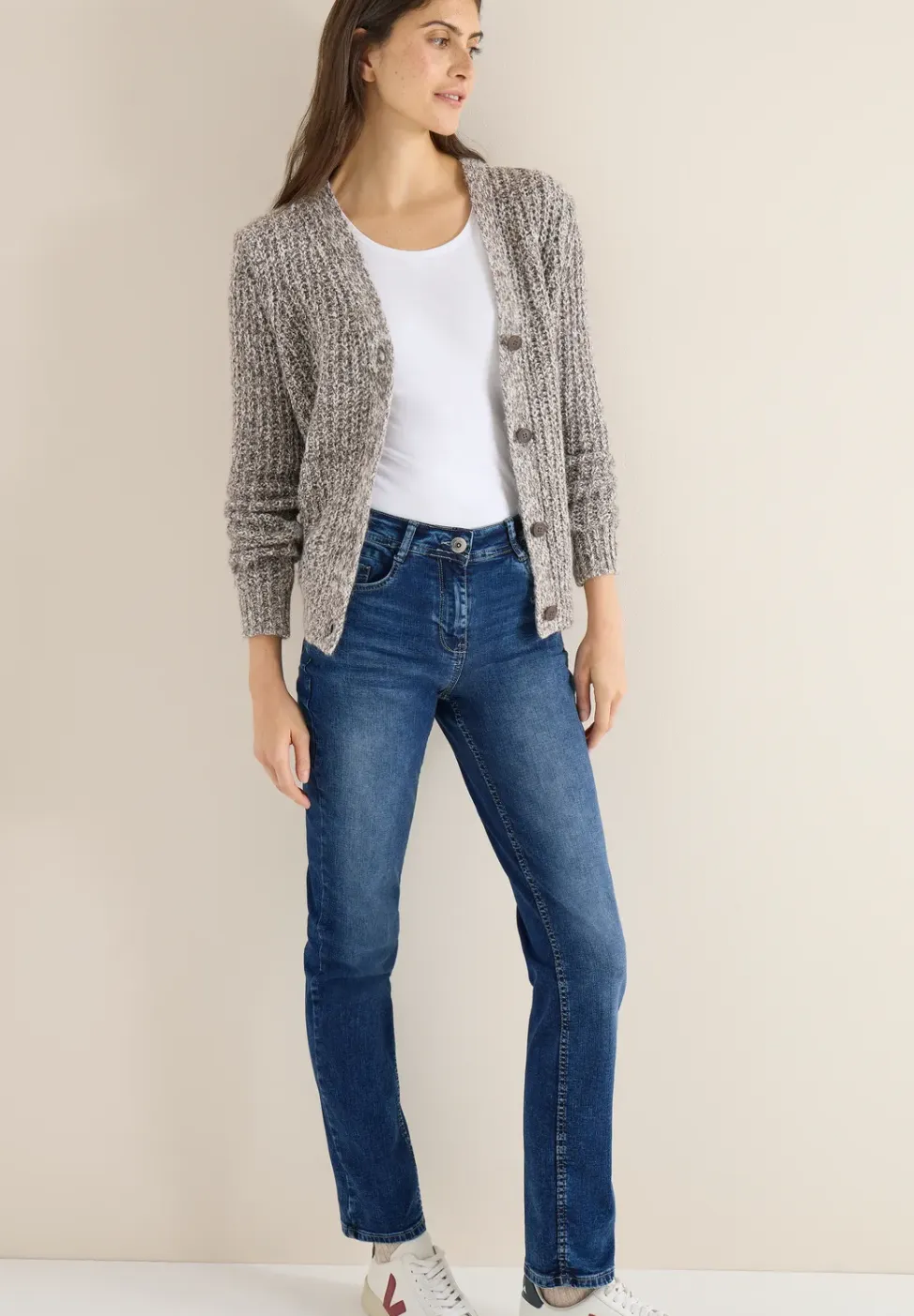 Straight Legs jeans