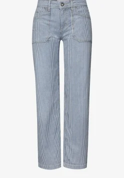 Straight Legs jeans