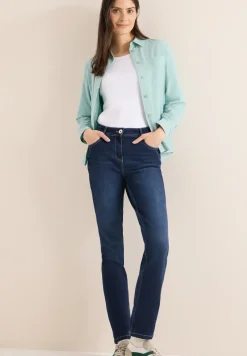 Straight Legs jeans