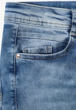 Straight Legs jeans