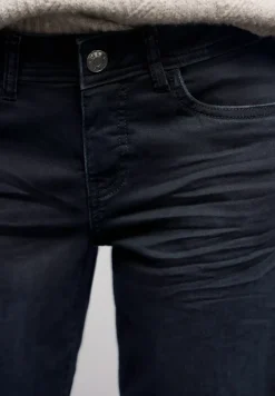Straight Legs jeans
