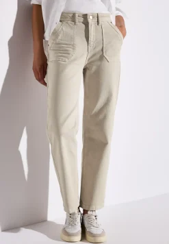 Straight Legs jeans