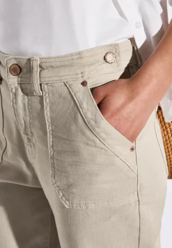 Straight Legs jeans