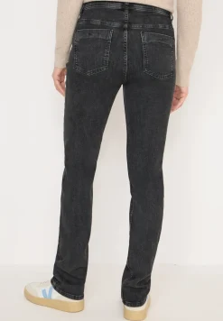 Straight Legs jeans