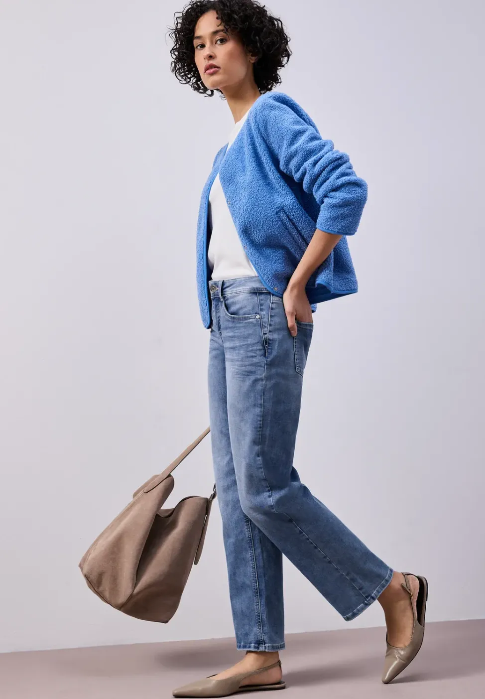 Straight Legs jeans