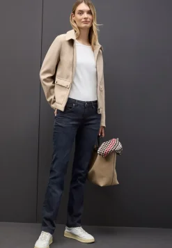 Straight Legs jeans
