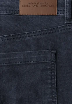 Straight Legs jeans