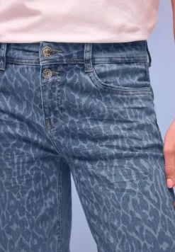 Straight Legs jeans