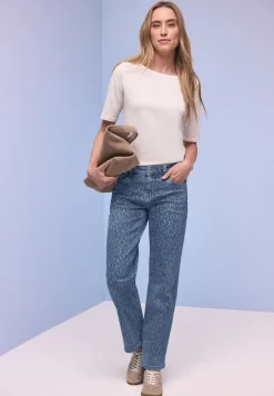 Straight Legs jeans