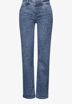 Straight Legs jeans