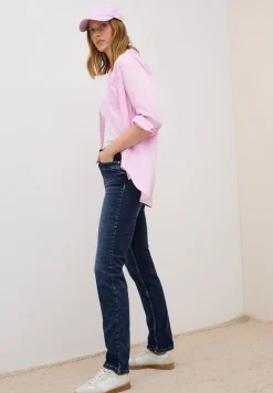 Straight Legs jeans