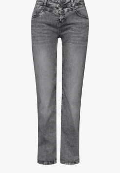 Straight Legs jeans