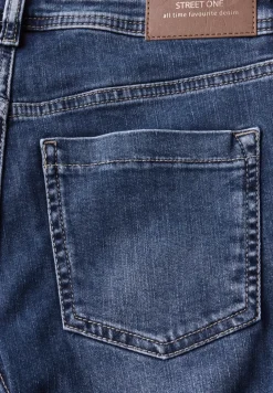 Straight Legs jeans