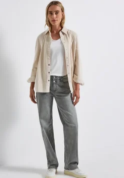 Straight Legs jeans