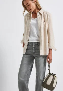 Straight Legs jeans