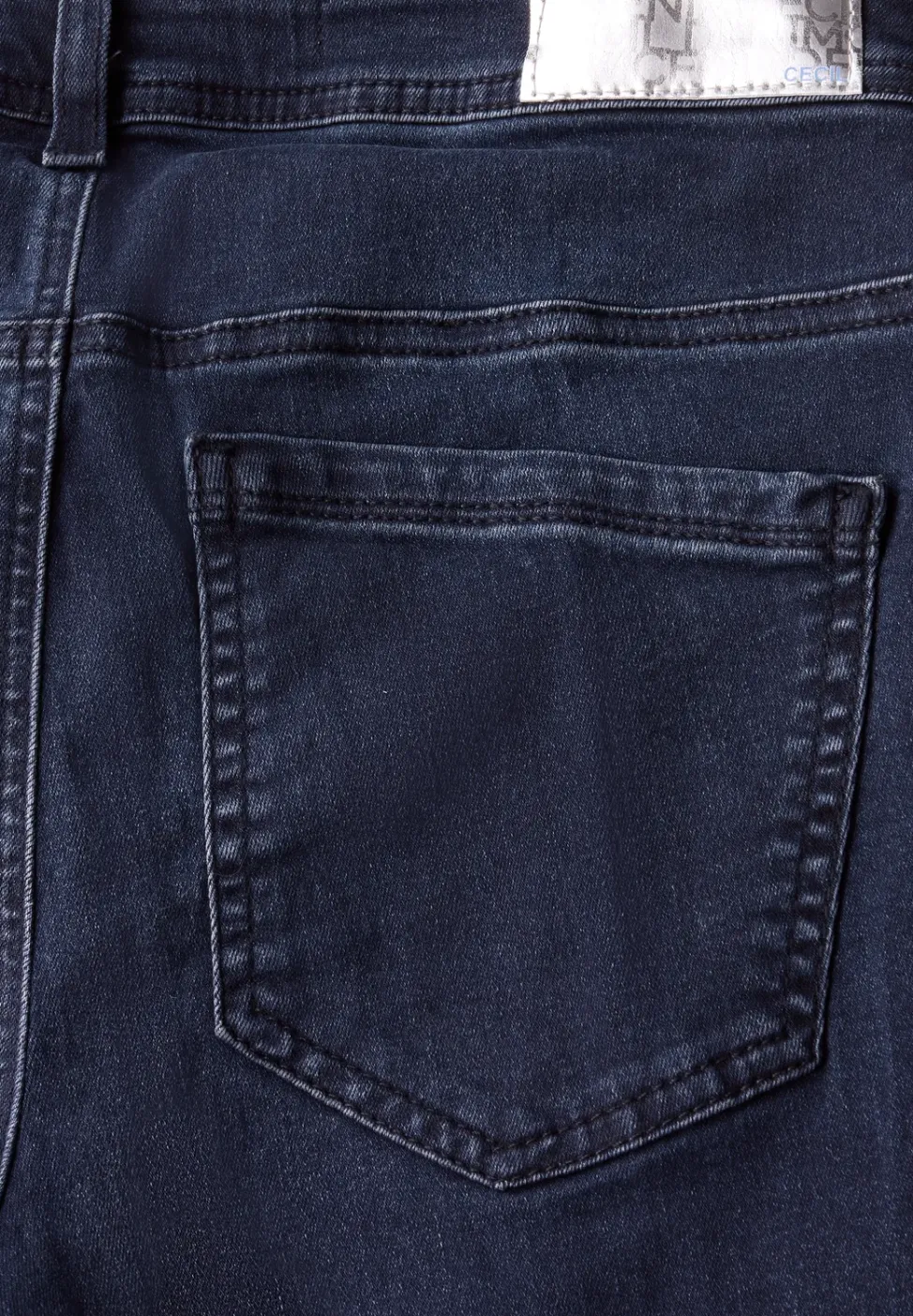 Straight Legs jeans