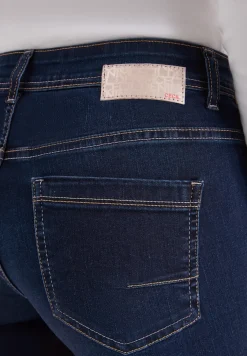 Straight Legs jeans