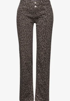 Straight Legs jeans