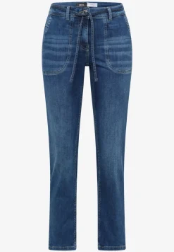Straight Legs jeans