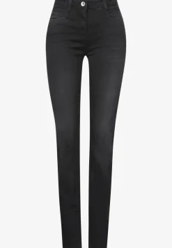 Straight Legs jeans
