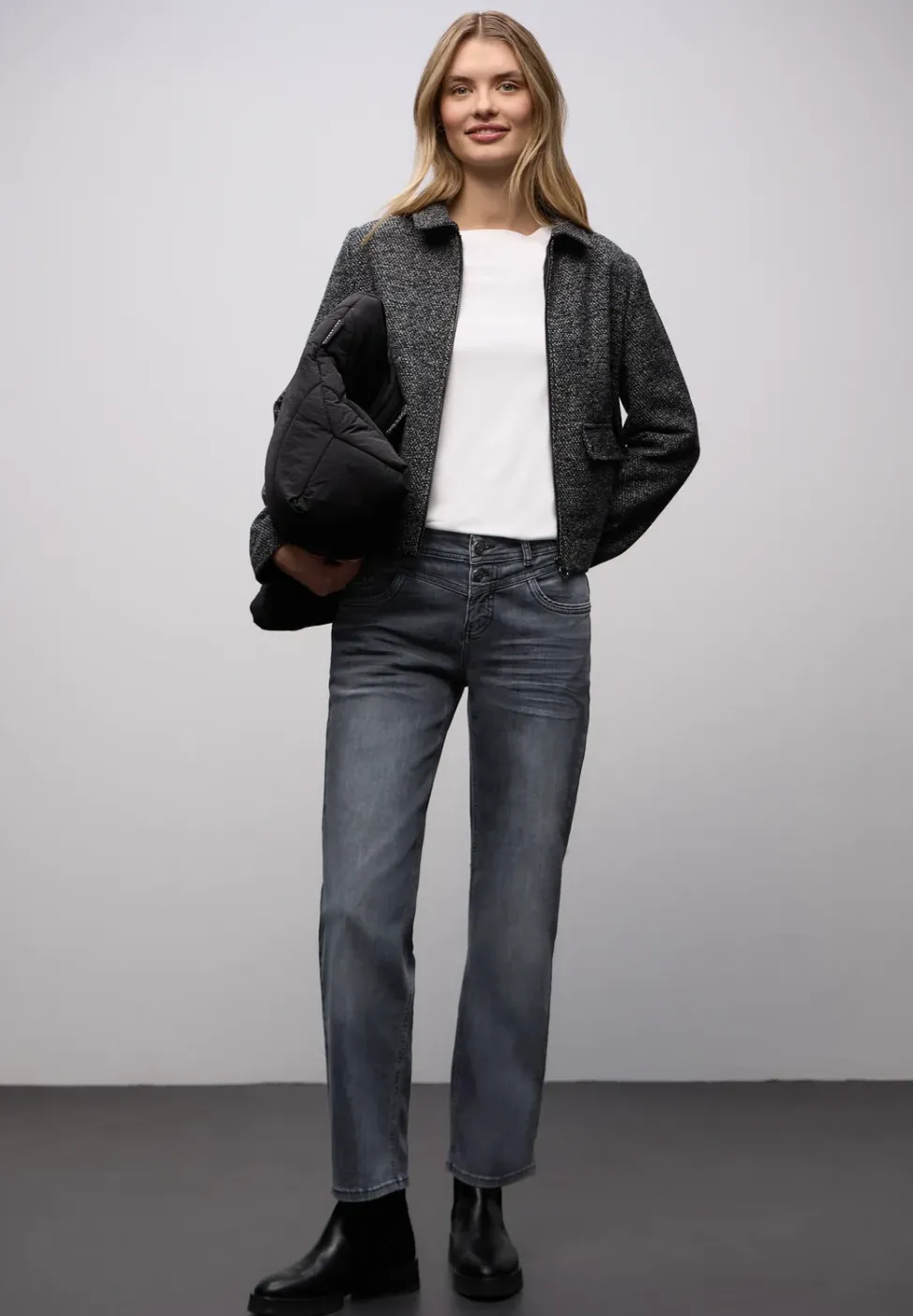 Straight Legs jeans