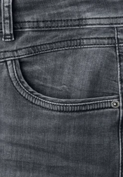 Straight Legs jeans