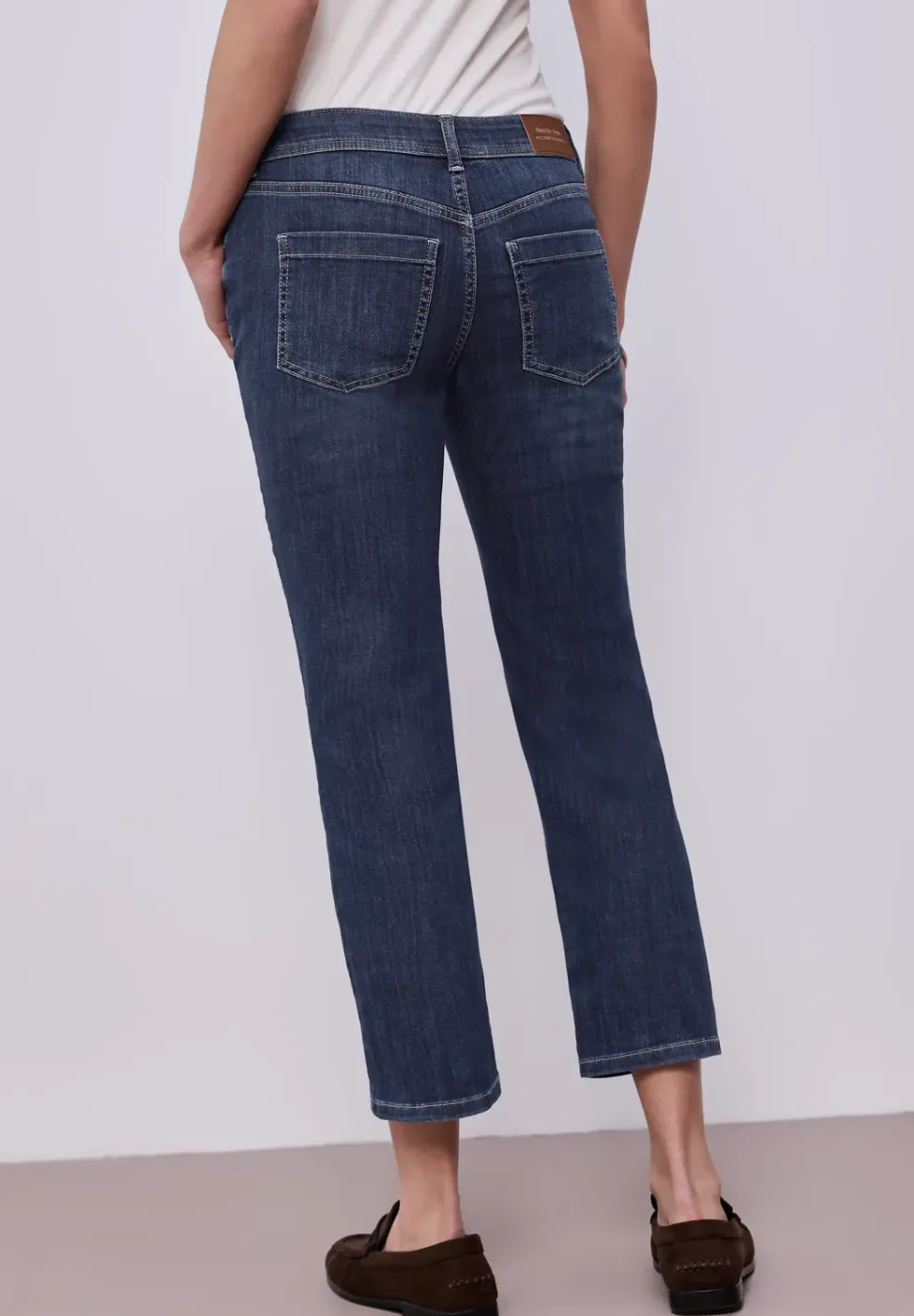Straight Legs jeans