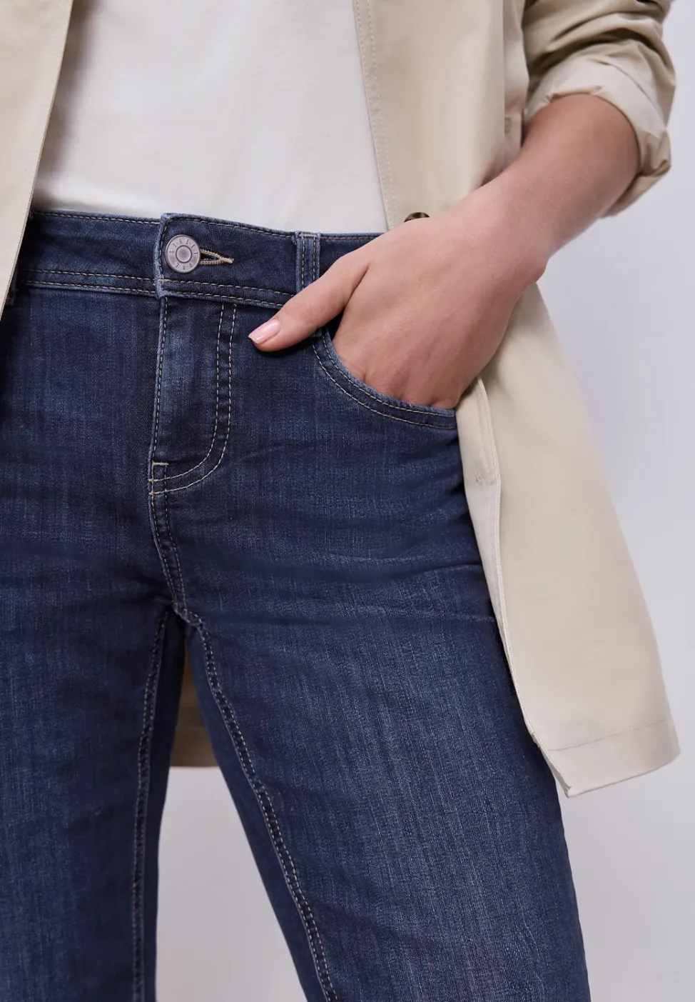 Straight Legs jeans
