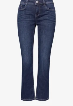 Straight Legs jeans