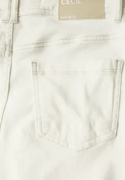 Straight Legs jeans