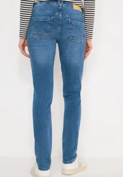 Straight Legs jeans