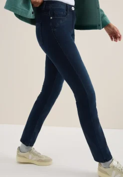 Straight Legs jeans