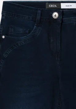 Straight Legs jeans