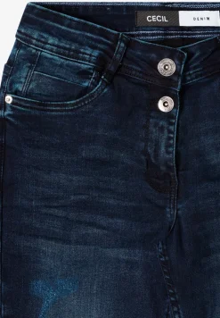 Straight Legs jeans