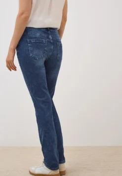 Straight Legs jeans