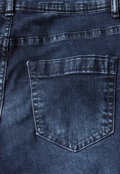 Straight Legs jeans