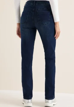 Straight Legs jeans