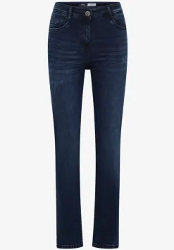 Straight Legs jeans