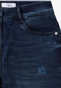 Straight Legs jeans