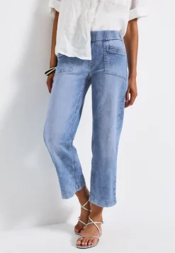 Straight Legs jeans