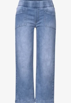 Straight Legs jeans