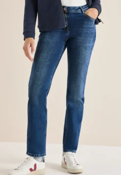 Straight Legs jeans